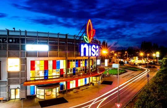 Obchodní centrum Nisa Liberec v noci